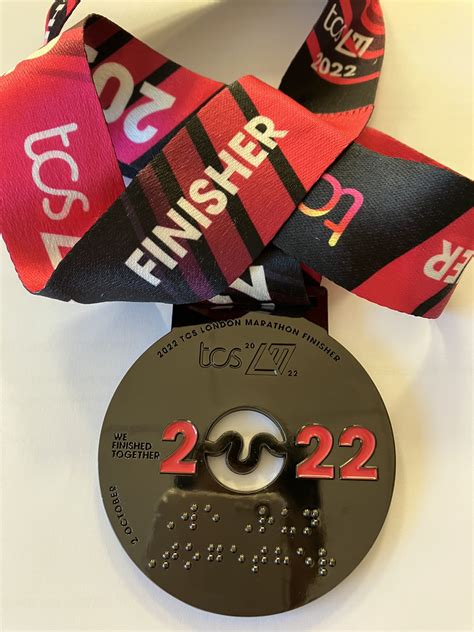 tcs london marathon 2024 medal